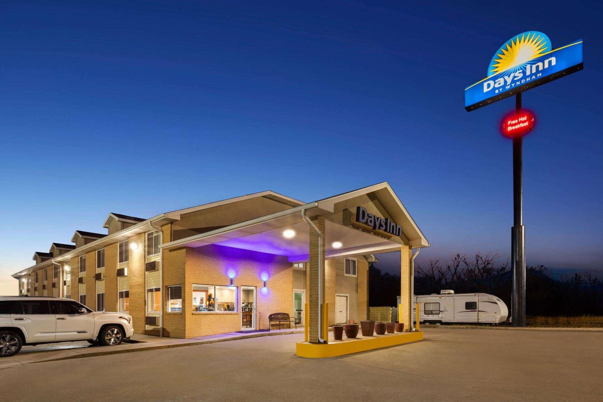 Days Inn By Wyndham אוגללה מראה חיצוני תמונה